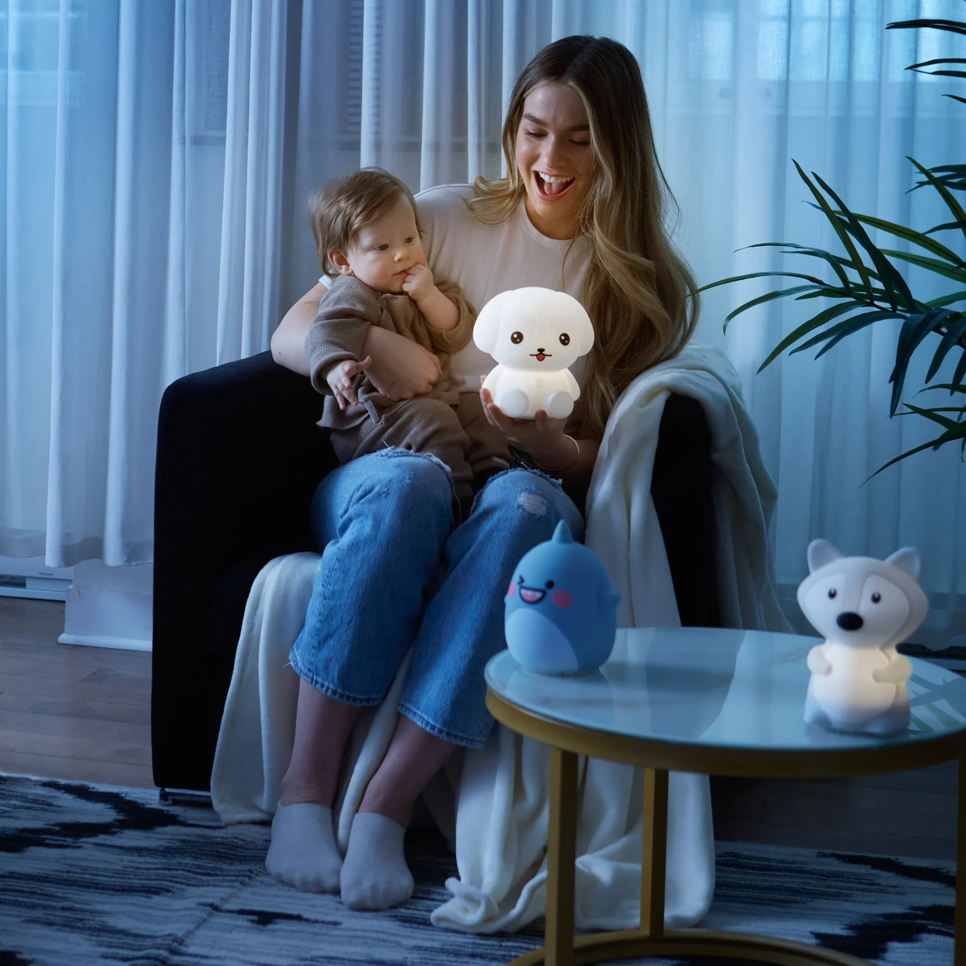 Around the Crib Lumi'noizies - Nelly the Puppy - Interactive Bluetooth Music Lamp for Nursery & Home